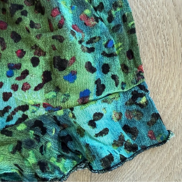 Women’s Green Leopard Print Ruffle Shorts // Size S - Picture 3 of 8